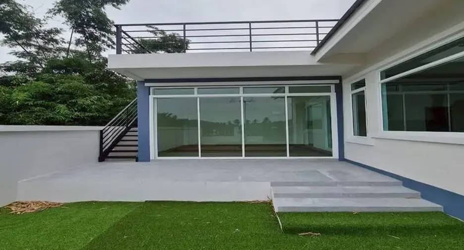 For sale 3 bedrooms villa in Sattahip, Chonburi