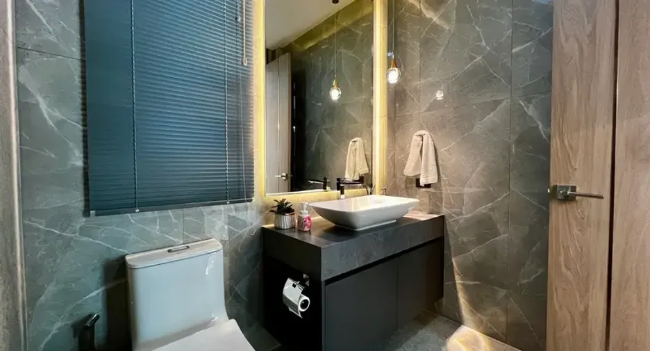 For sale 5 bedrooms villa in East Pattaya, Pattaya