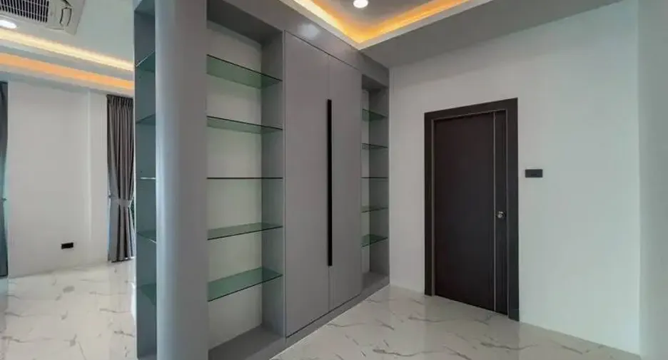 Продажа 3 спальни вилла в Восточная Паттайя, Паттайя