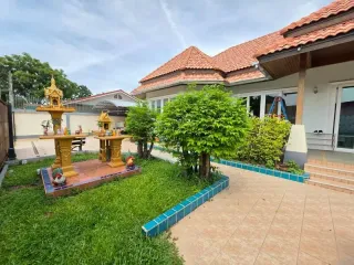For sale 3 bedrooms villa in Bang Lamung, Chonburi