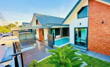 For sale 3 bedrooms house in East Pattaya, Pattaya