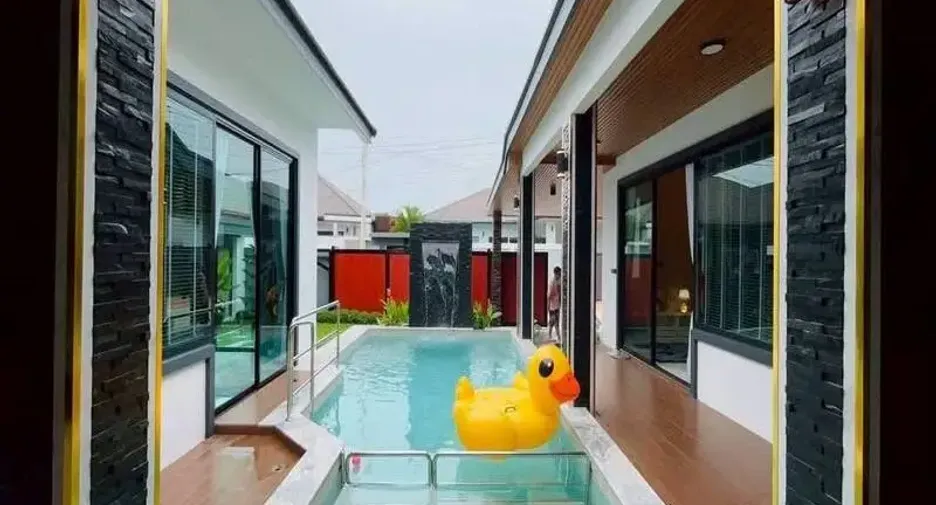 For sale 3 bedrooms villa in Bang Lamung, Chonburi