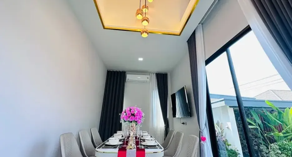 For sale 3 bedrooms villa in Bang Lamung, Chonburi