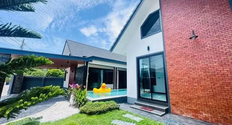 For sale 3 bedrooms villa in Bang Lamung, Chonburi