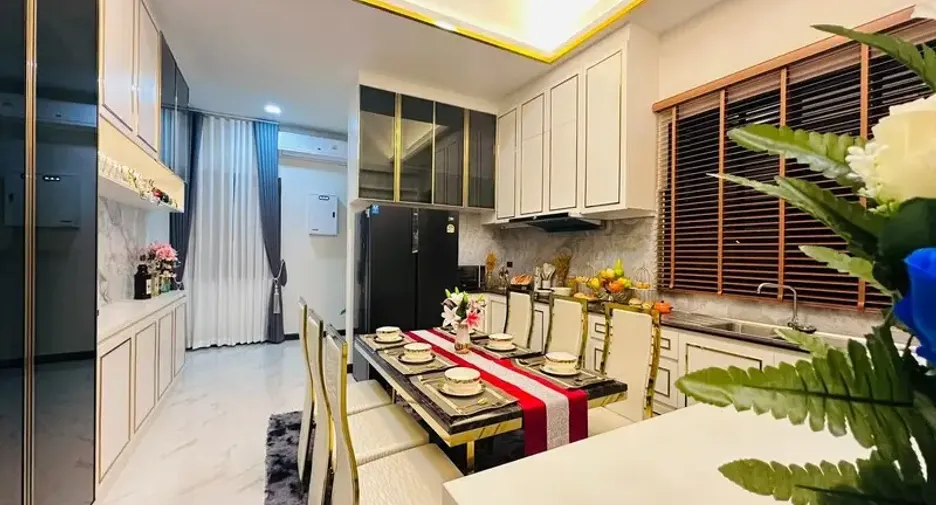For sale 3 bedrooms villa in Bang Lamung, Chonburi