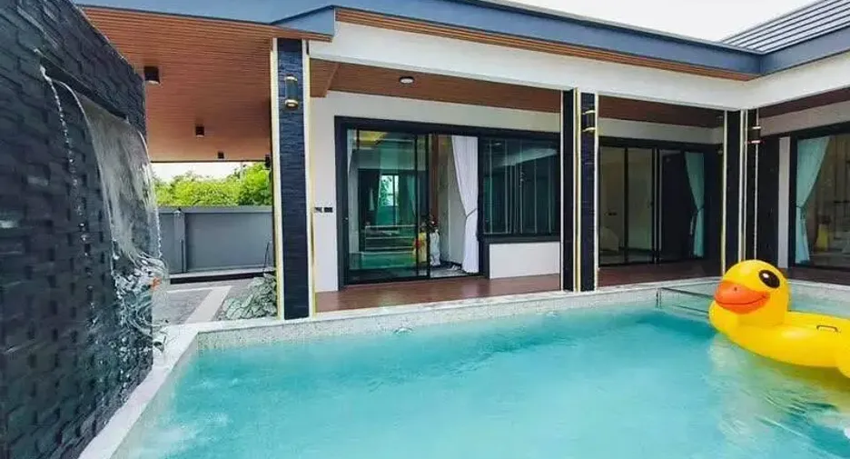 For sale 3 bedrooms villa in Bang Lamung, Chonburi
