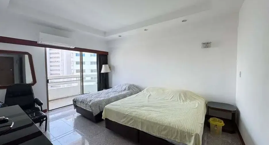 For sale 2 ベッドルーム condo in Pratumnak, Pattaya