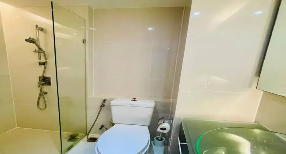 For rent 2 bedrooms condo in South Pattaya, Pattaya
