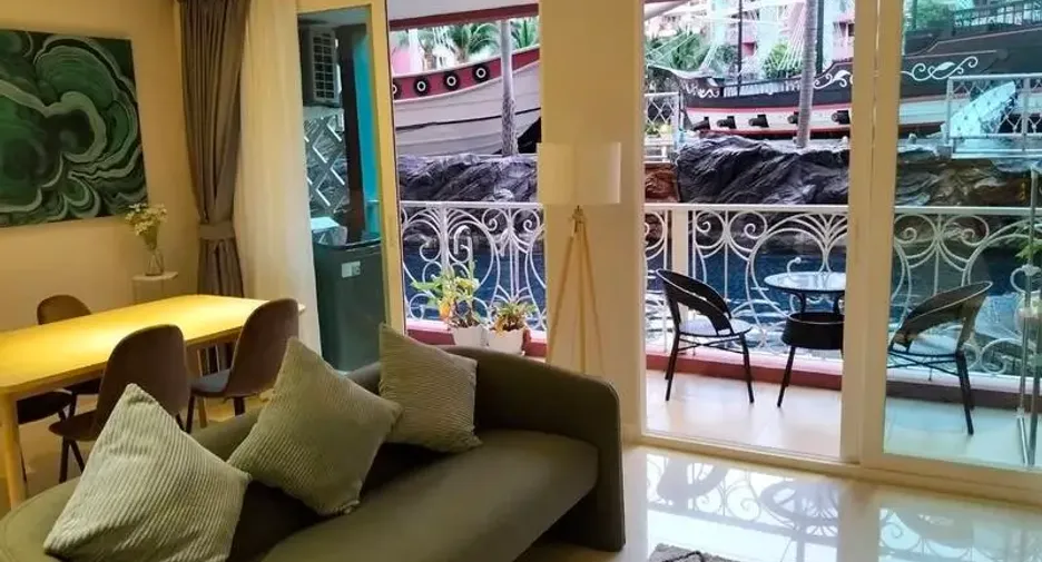 For rent 2 bedrooms condo in South Pattaya, Pattaya