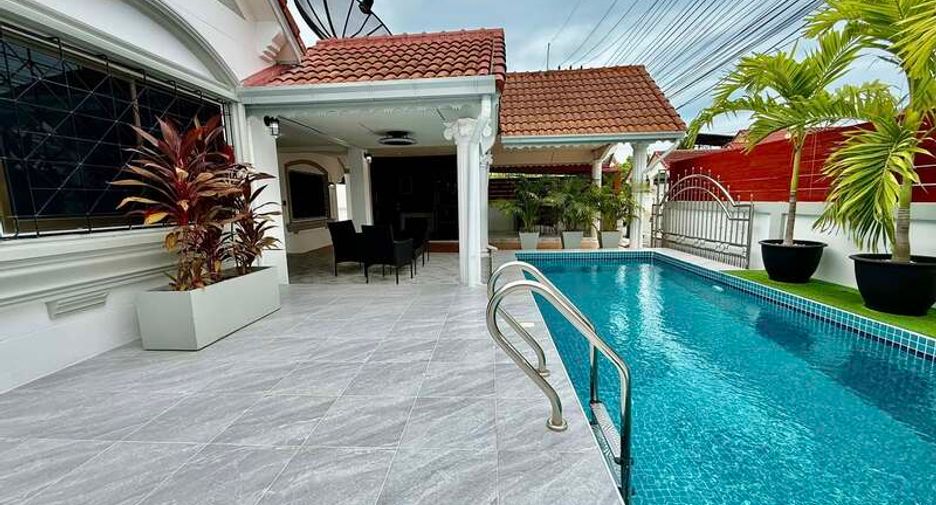 For sale 4 bedrooms villa in East Pattaya, Pattaya