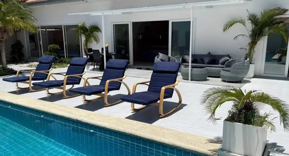 For sale 10 bedrooms villa in Pratumnak, Pattaya