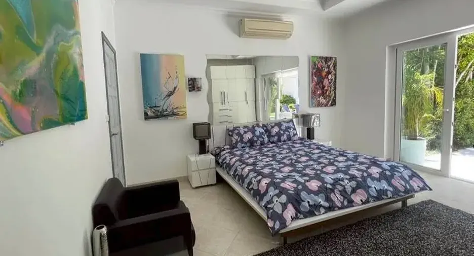 For sale 10 bedrooms villa in Pratumnak, Pattaya