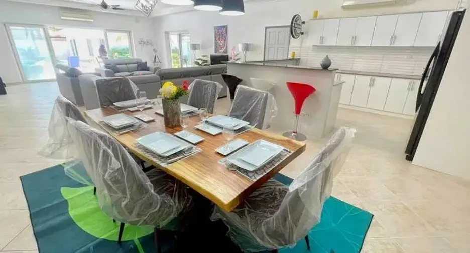 For sale 10 bedrooms villa in Pratumnak, Pattaya