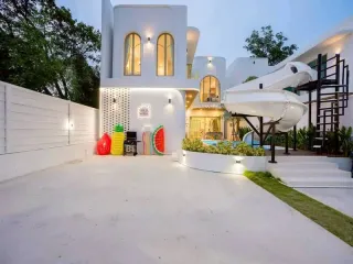 出售 5 卧室 别墅 在 Bang Lamung, Chon Buri