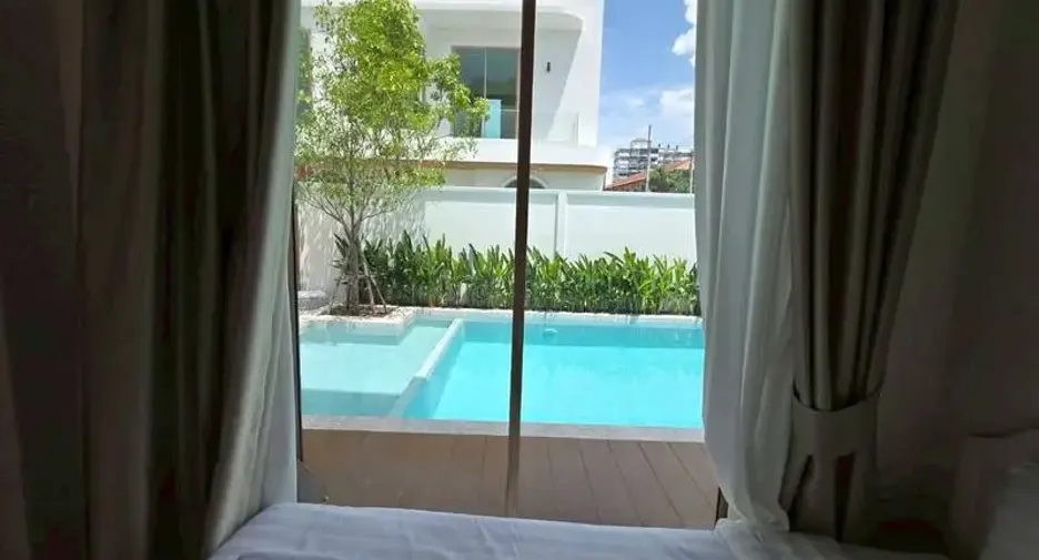 For sale 5 bedrooms villa in Jomtien, Pattaya