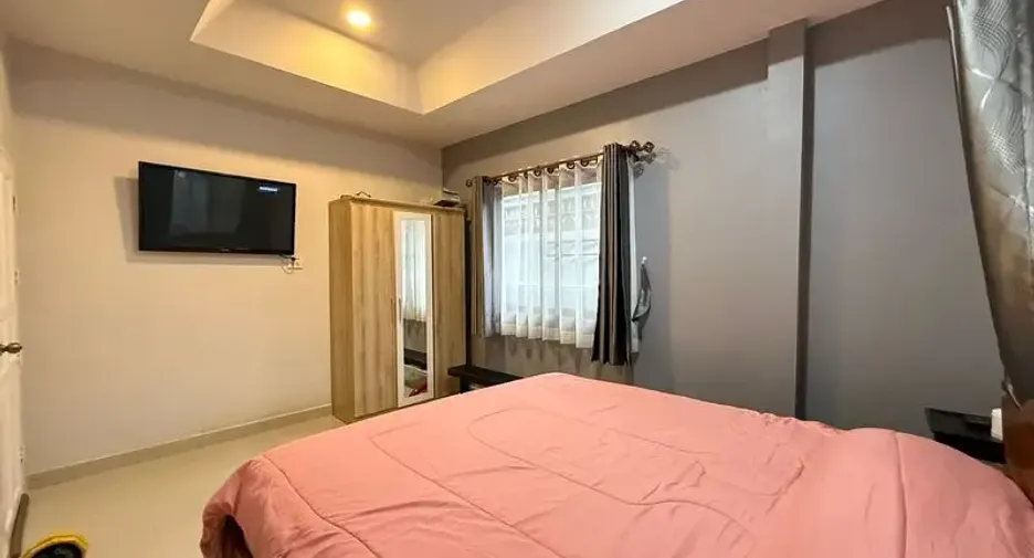 For sale 3 bedrooms villa in Jomtien, Pattaya