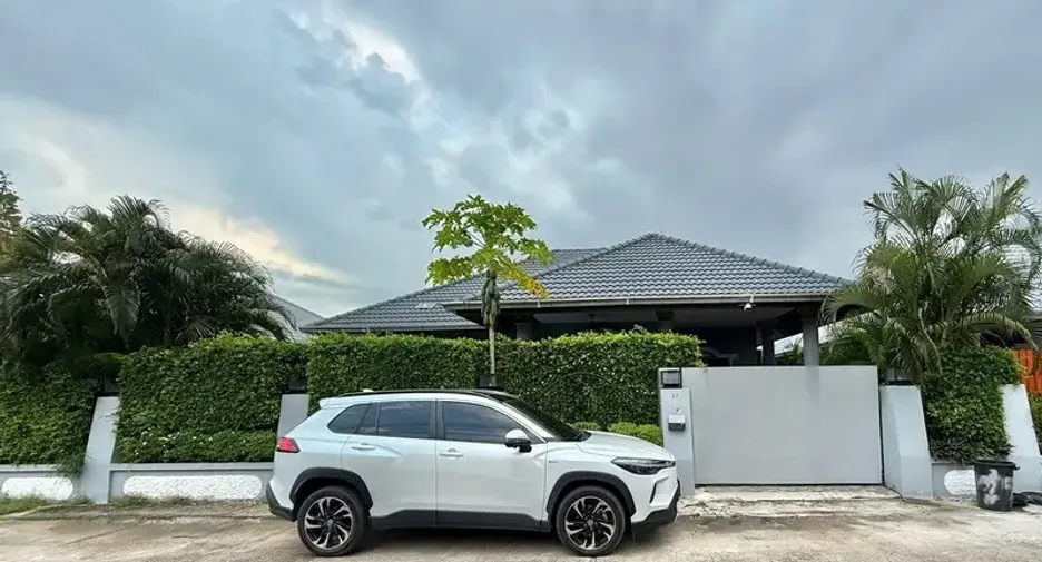 For sale 3 bedrooms villa in Jomtien, Pattaya