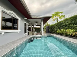 For sale 3 bedrooms villa in Bang Lamung, Chonburi