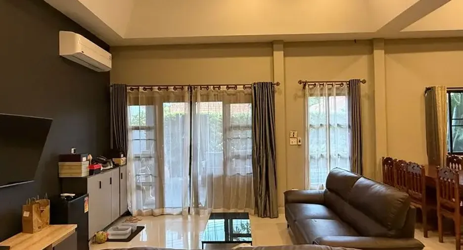 For sale 3 bedrooms villa in Jomtien, Pattaya