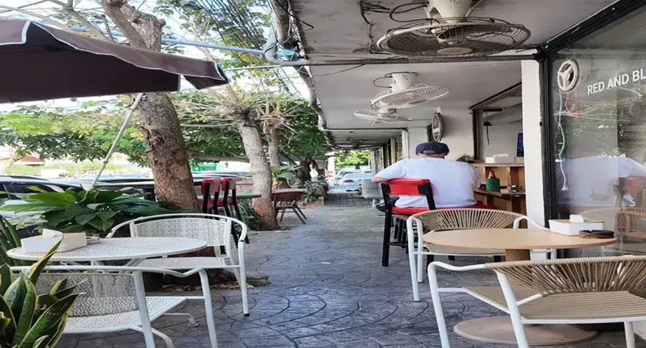 For sale 1 bed retail Space in South Pattaya, Pattaya