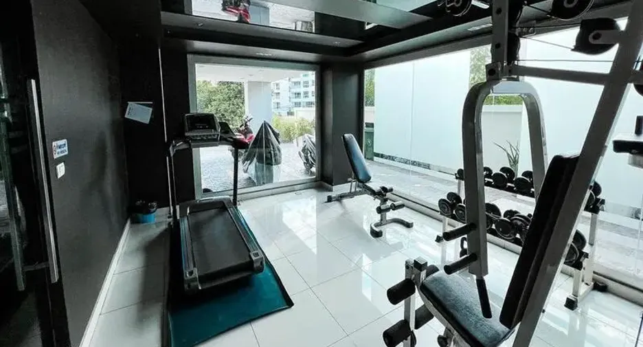 For rent 2 bedrooms condo in Pratumnak, Pattaya