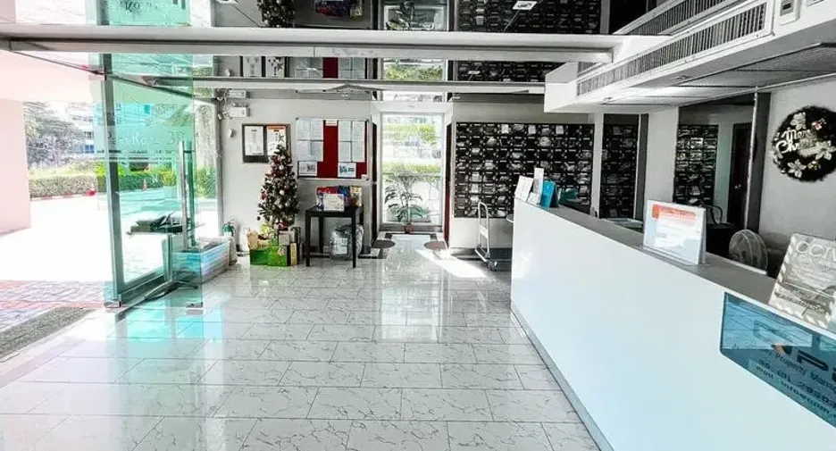 For rent 2 bedrooms condo in Pratumnak, Pattaya