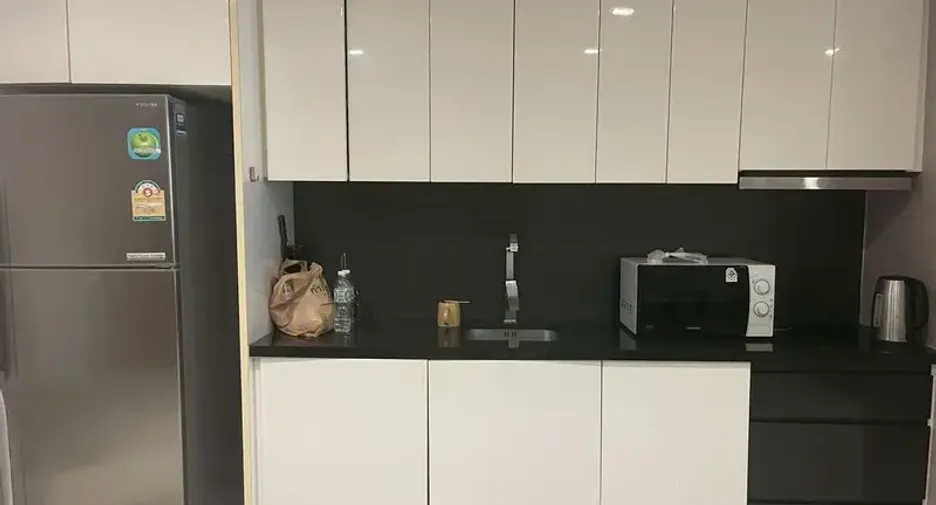 For rent 2 bedrooms condo in Pratumnak, Pattaya