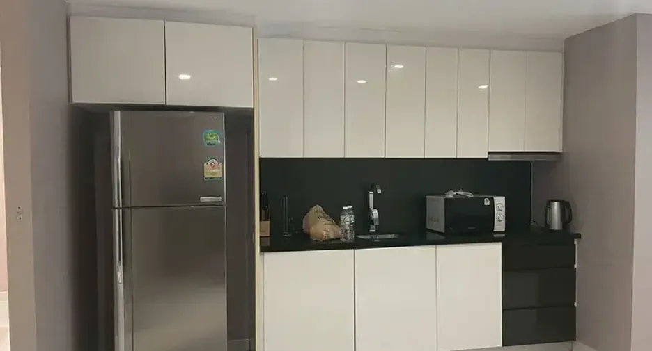 For rent 2 bedrooms condo in Pratumnak, Pattaya