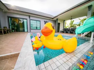 For sale 3 bedrooms villa in Bang Lamung, Chonburi