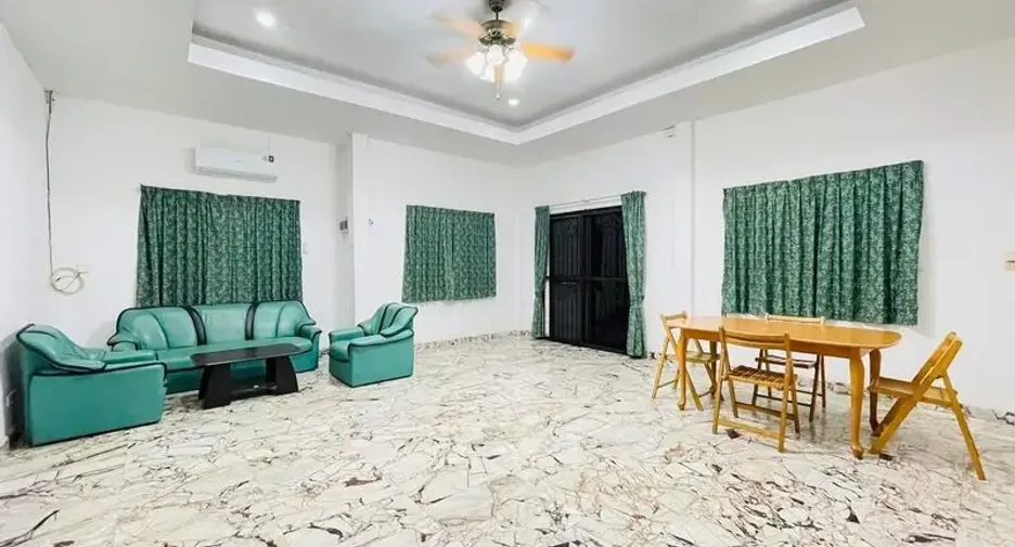 For sale 2 bedrooms villa in East Pattaya, Pattaya