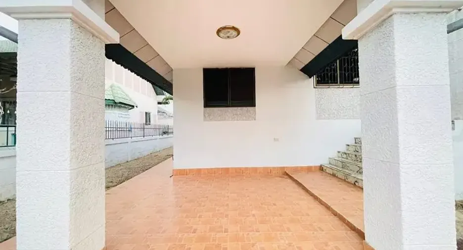 For sale 2 bedrooms villa in East Pattaya, Pattaya