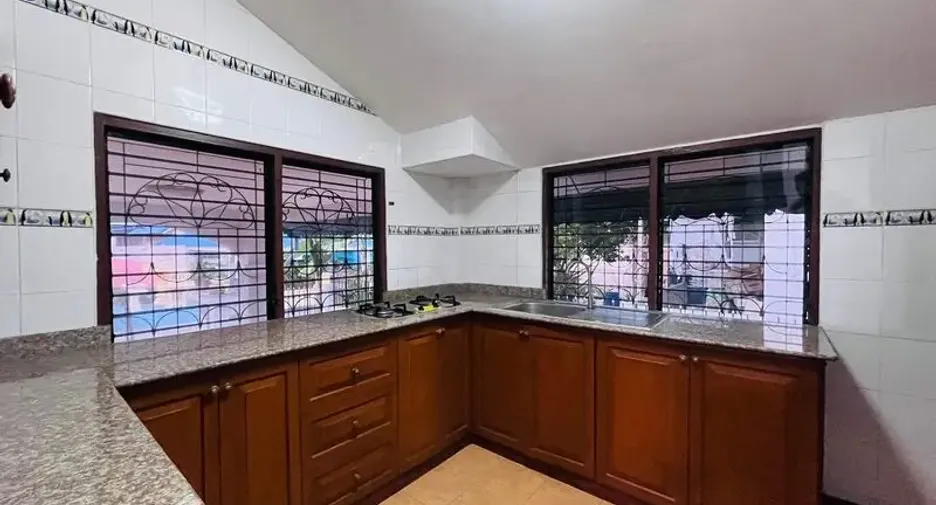 For sale 2 bedrooms villa in East Pattaya, Pattaya