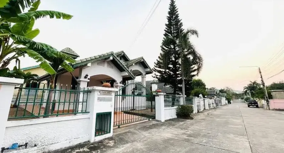 For sale 2 bedrooms villa in East Pattaya, Pattaya