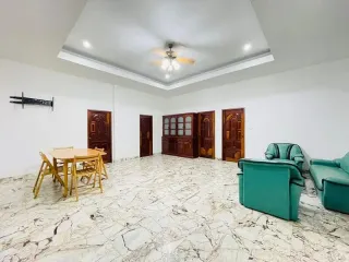 For sale 2 ベッドルーム villa in Bang Lamung, Chonburi