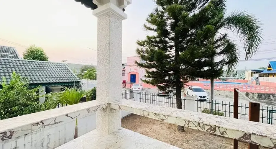 For sale 2 bedrooms villa in East Pattaya, Pattaya