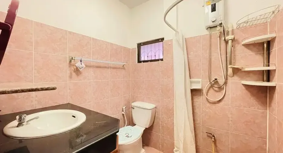 For sale 2 bedrooms villa in East Pattaya, Pattaya