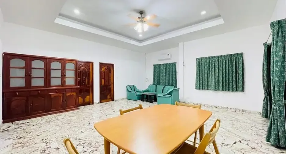 For sale 2 bedrooms villa in East Pattaya, Pattaya
