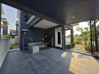 For sale 4 bedrooms villa in Bang Lamung, Chonburi