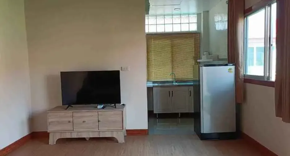 For sale 5 bedrooms villa in East Pattaya, Pattaya