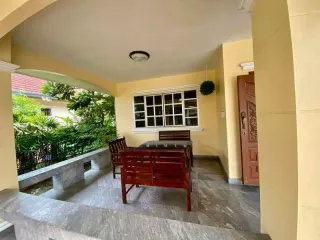 For sale 5 bedrooms villa in Bang Lamung, Chonburi