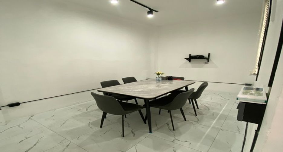 For sale 4 bedrooms apartment in South Pattaya, Pattaya