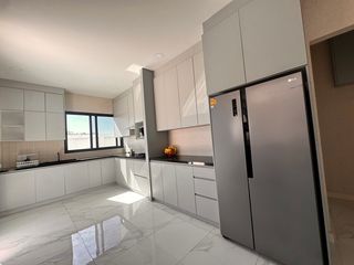 À louer 5 chambres maison à Bang Lamung, Chonburi