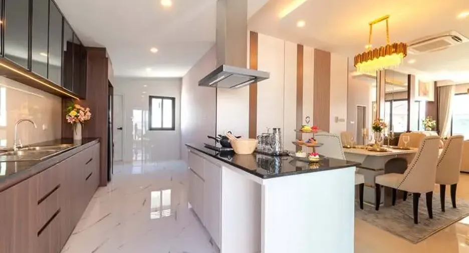 Villa en venta de 3 habitaciones en East Pattaya, Pattaya