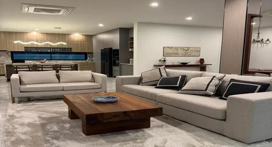 For sale 4 bedrooms villa in Jomtien, Pattaya