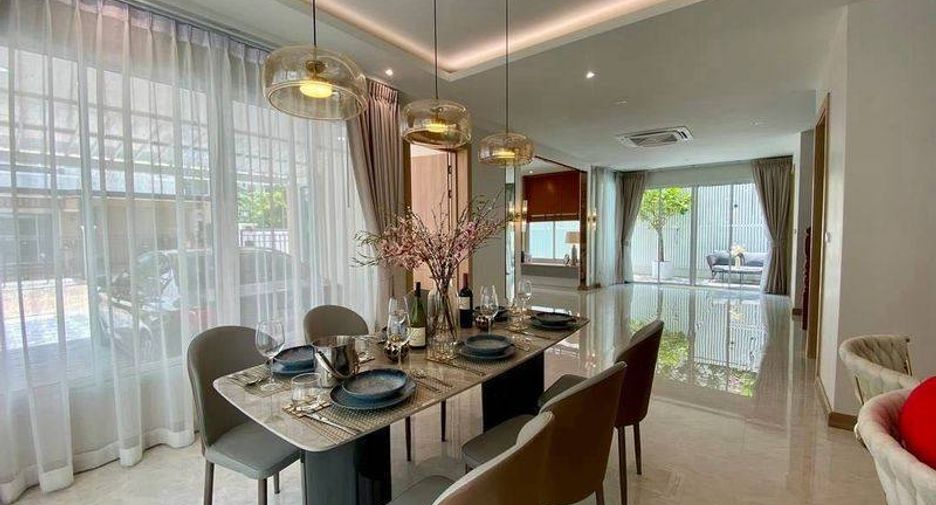 For sale 4 bedrooms villa in East Pattaya, Pattaya