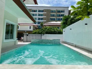 À vendre 4 chambres villa à Bang Lamung, Chonburi