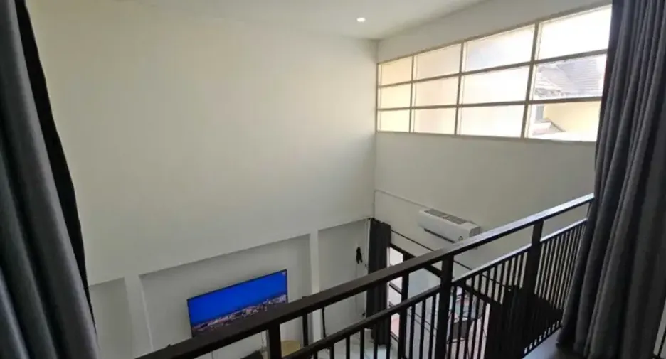 For sale 6 bedrooms villa in Pratumnak, Pattaya