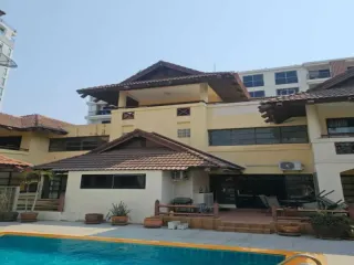 For sale 6 bedrooms villa in Bang Lamung, Chonburi