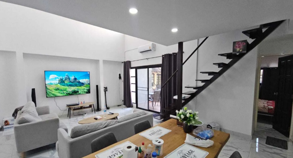 For sale 6 bedrooms villa in Pratumnak, Pattaya