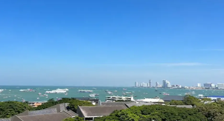 For sale 22 bedrooms hotel in Pratumnak, Pattaya